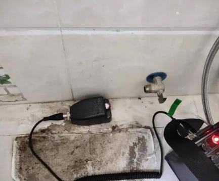 黑龙江屋顶漏水维修公司分享下卫生间漏水的危害及解决方法